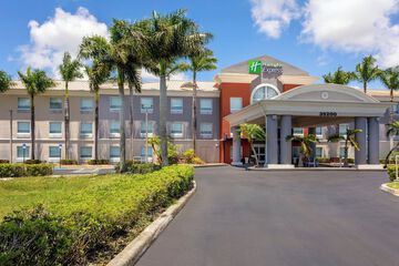 Holiday Inn Express & Suites Florida City by IHG