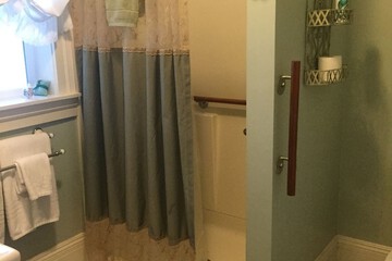 Bathroom shower
