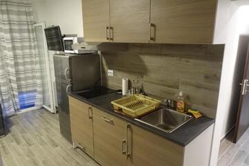 Photo 33