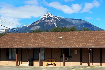 Packwood Inn