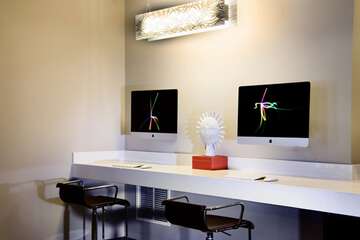 Business Center 59 of 65