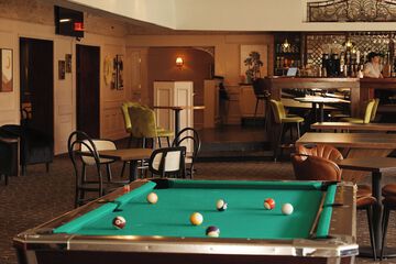 Sports bar