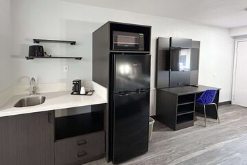 Private kitchenette