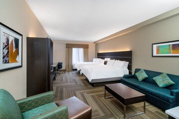 Room 25 of 43