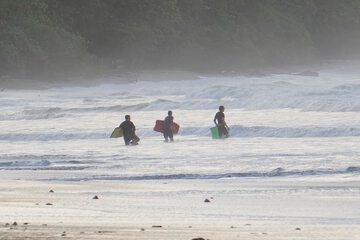 Surfing/boogie boarding