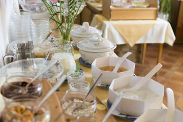Breakfast buffet