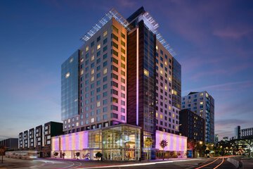 Hotel 3 of 64