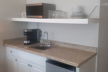 Private kitchenette