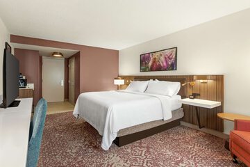 Room 20 of 33