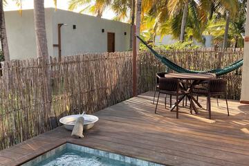 Private pool