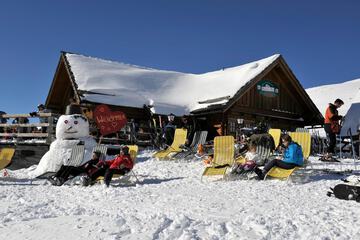 Snow and ski sports