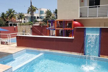 Pool waterfall