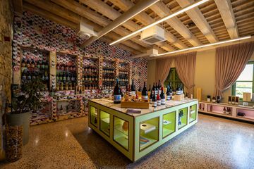 Gift shop