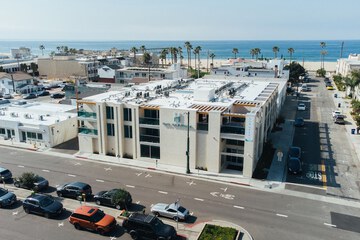 H2O Hermosa Beach Hotel