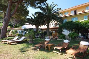 Sundeck