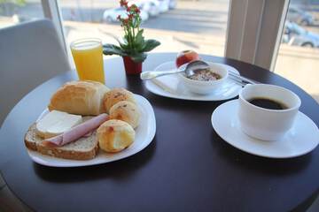 Breakfast meal