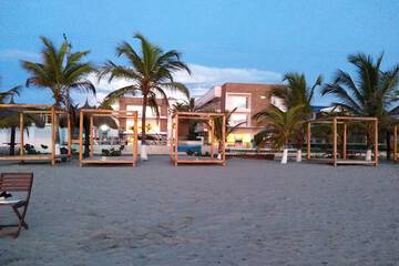 Beach bar