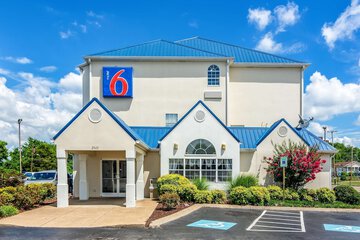 Motel 6 Chattanooga TN - Downtown