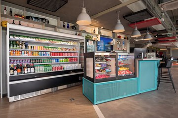 Sports bar
