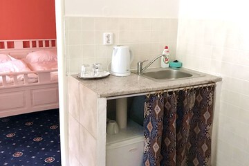 Private kitchenette