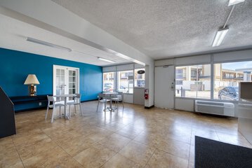 Hotel Interior 4 of 22