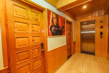 Elevator