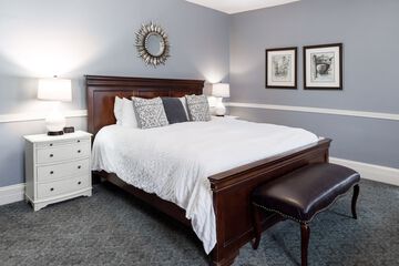 Room 32 of 51