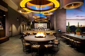 Courtyard by Marriott San Diego Gaslamp / Convention Center