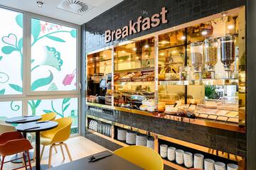 Breakfast buffet