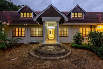 Front of property - evening/night