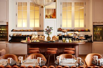 Breakfast buffet