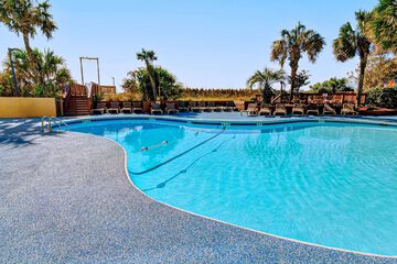 Pool 10 of 58