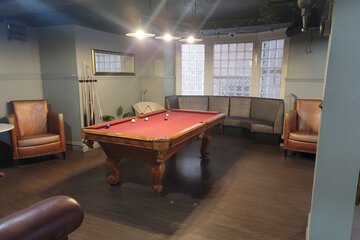 Poolside bar