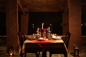 Couples dining