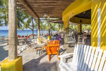Poolside bar