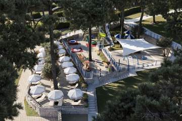 Children's play area - outdoor