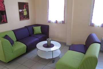 hotel_rooms