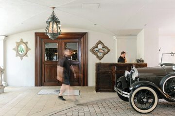 Hotel Interior 20 of 104