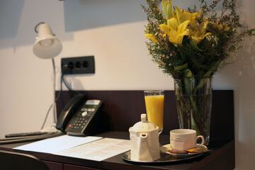 In-room business center