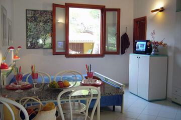 In-room dining
