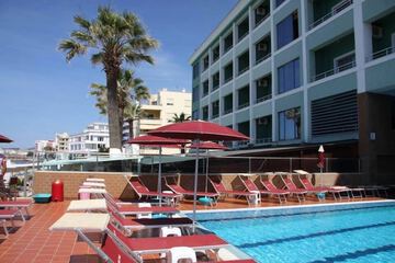 Sundeck
