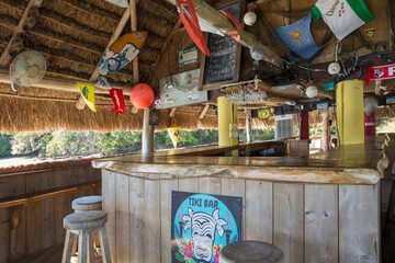Beach bar