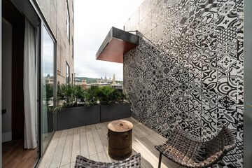 Courtyard view