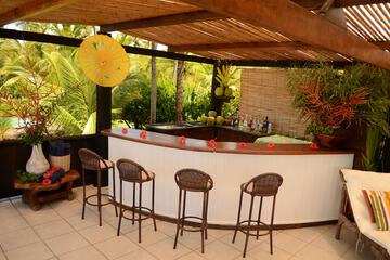 Poolside bar