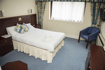 guest_rooms