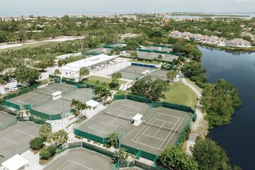 Tennis court