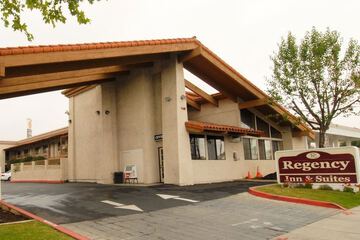 Regency Inn & Suites