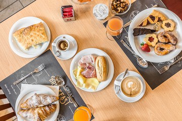 Breakfast meal