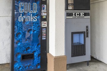 Vending machine
