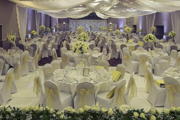 Indoor wedding
